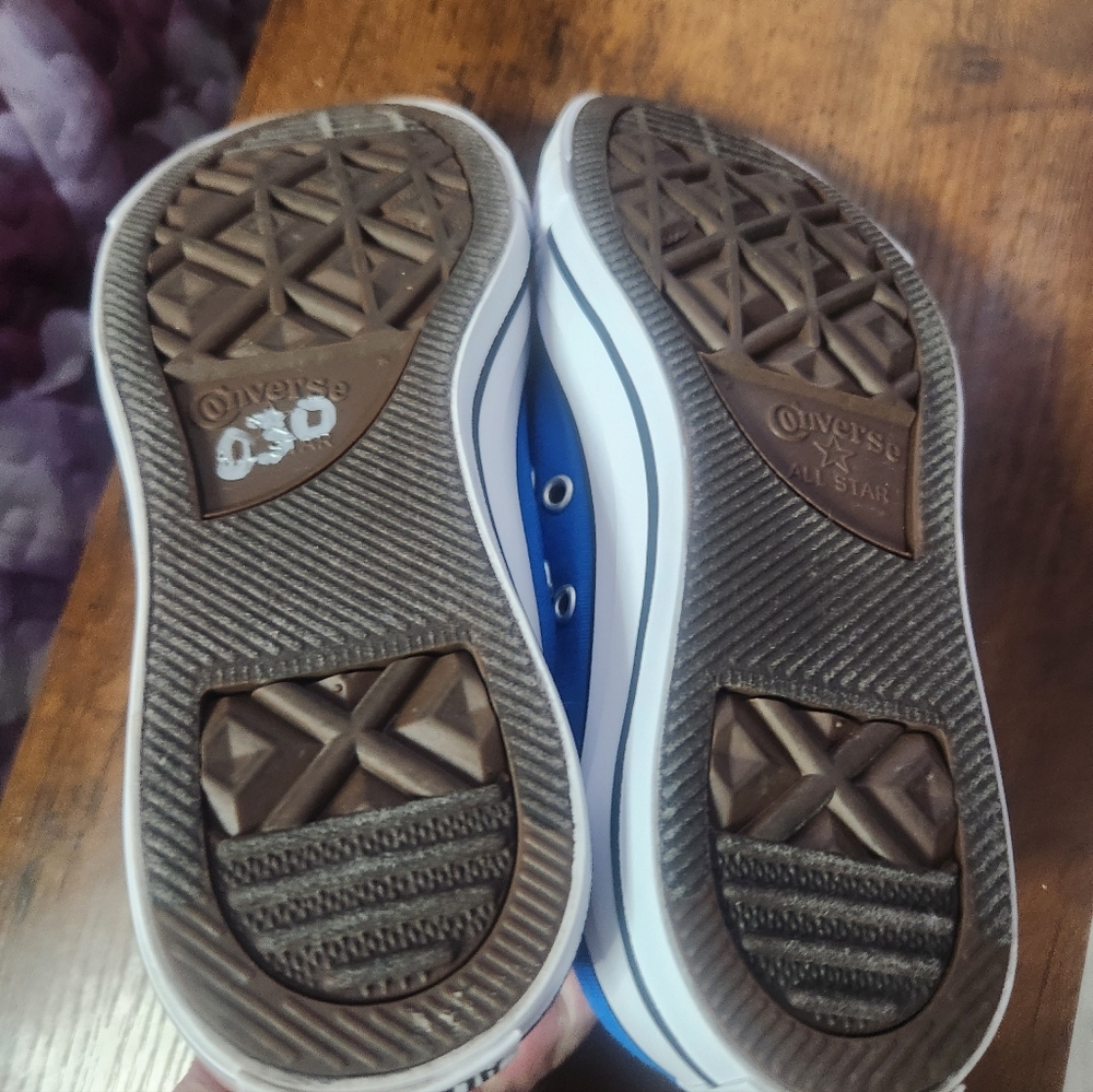 Nwot Converse Chuck Taylor All Star Low-Top Sneaker Size Women 7 And Men 5 - Picture 8 of 9